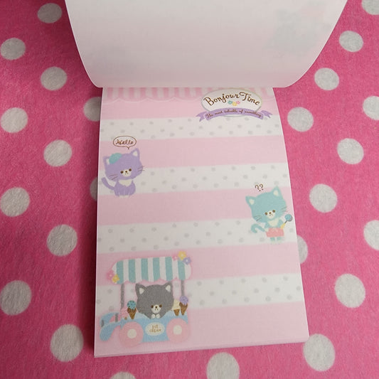 Q-lia, Bonjour Time Cats Small Memo Pad