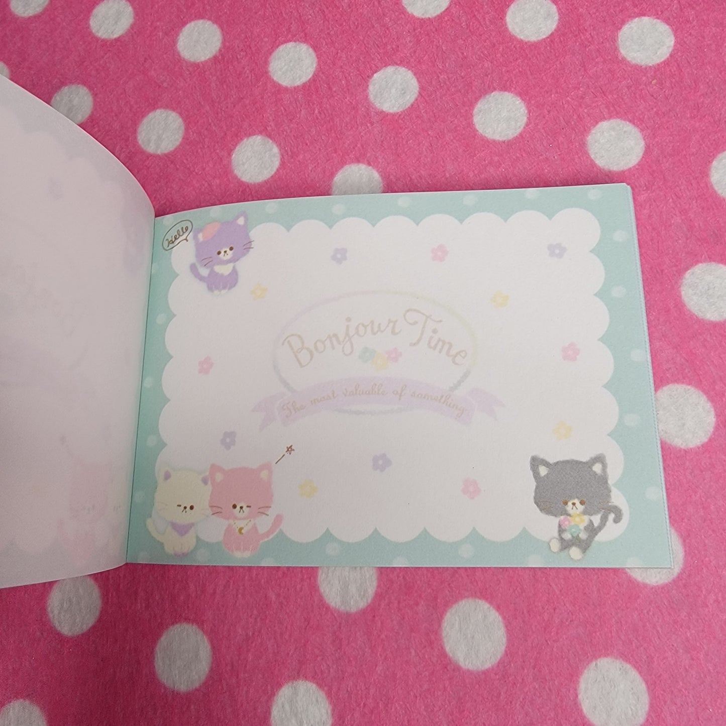 Q-lia, Bonjour Time Cats Small Memo Pad