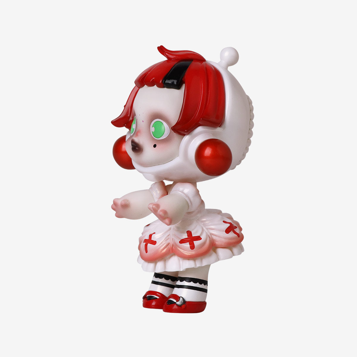 Pop Mart Limited Edition, Skullpanda, White Maid Figure